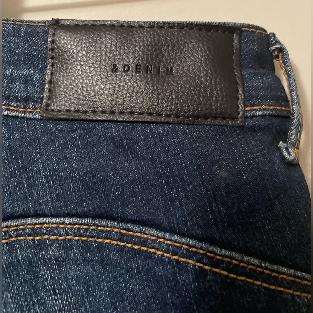 H&M DENIM SHORTS - Picture 5 of 10